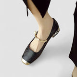 Stylish orthopedic shoes with ergonomic sole and round toe for women, comfortable and versatile for office or everyday wear